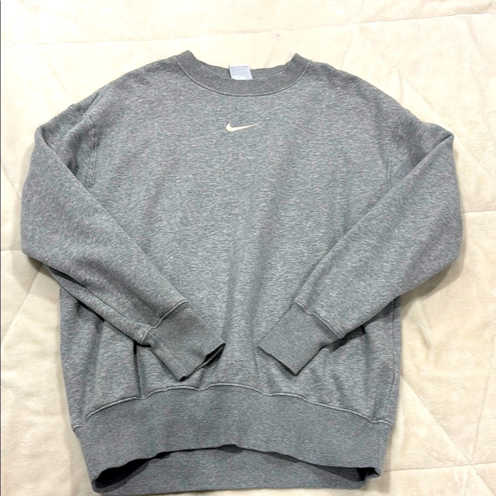 Nike Gray Crewneck Sweater with Ribbed Cuffs